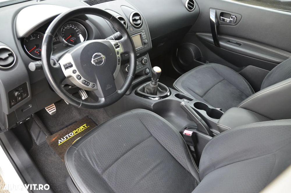 Nissan Qashqai 1.6 DCI TEKNA+ - 13