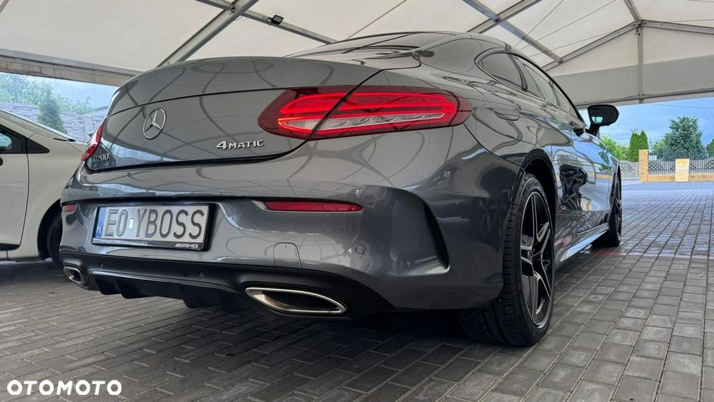 Mercedes-Benz Klasa C - 32