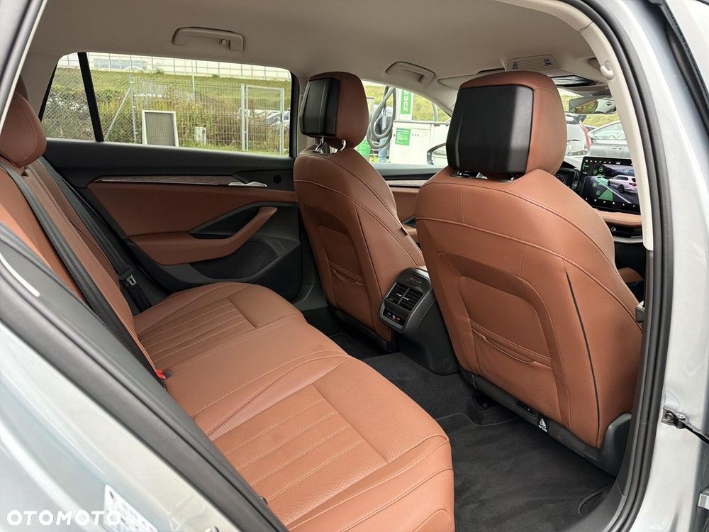 Skoda Superb 1.5 TSI Plug-in Hybrid Edition 130 DSG - 20