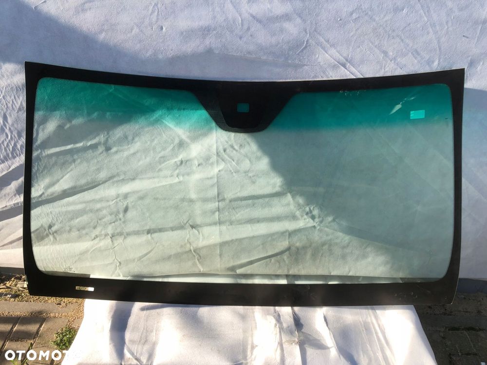 mercedes c-klasa w204 sedan / kombi szyba przednia sensor 2007-2014 - 4