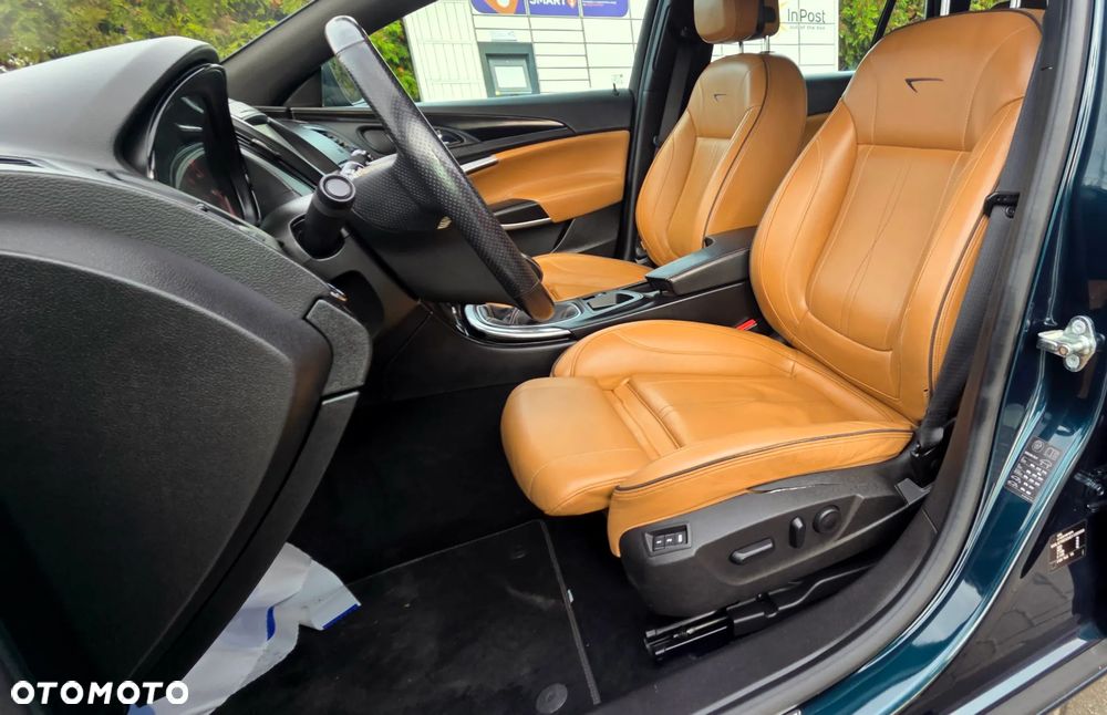 Opel Insignia 1.6 T Executive S&S - 30