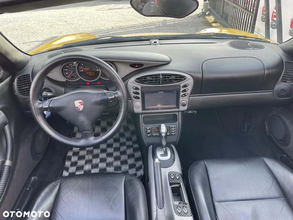 Porsche Boxster - 21