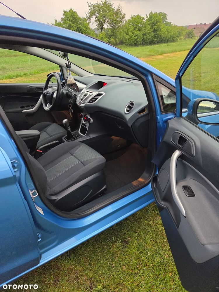 Ford Fiesta 1.4 Titanium - 18