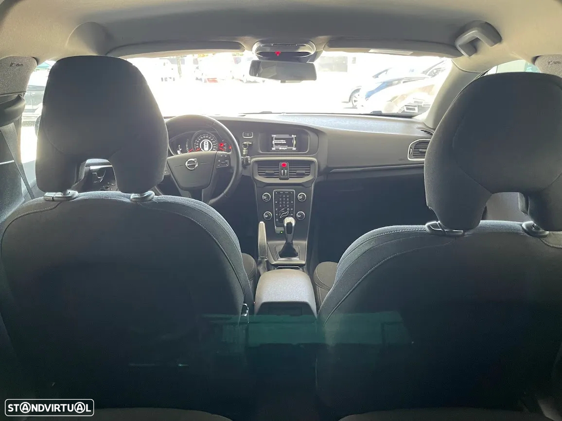 Volvo V40 2.0 D2 Momentum Eco - 5