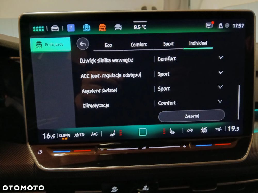 Volkswagen Golf 2.0 TSI OPF DSG GTI - 24