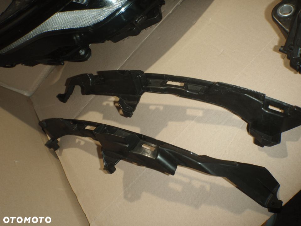 ślizg mocowanie listwa lampy lampa zderzaka range rover evoque II 18-21r. dużo części do tego modelu - 1