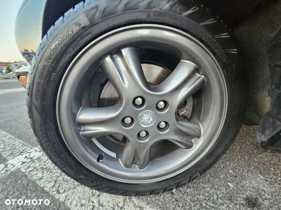 Jaguar XJR Standard - 30