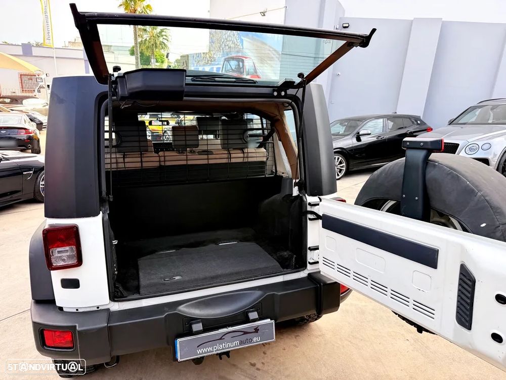 Jeep Wrangler 2.8 CRD MTX Sport - 32