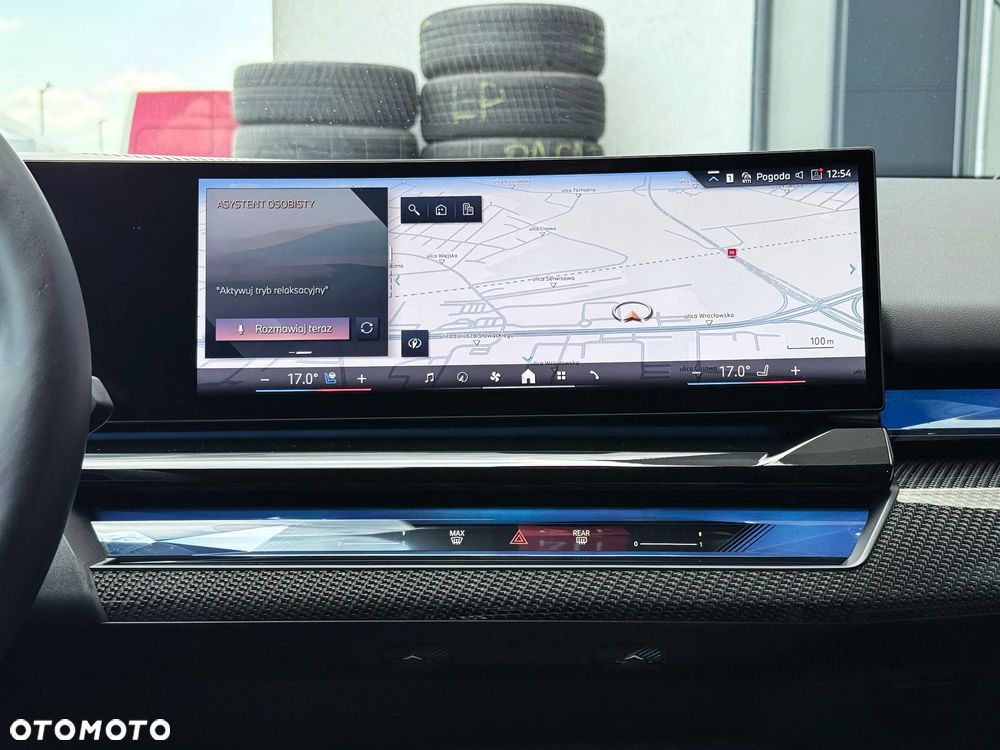 BMW Seria 5 540d xDrive - 33