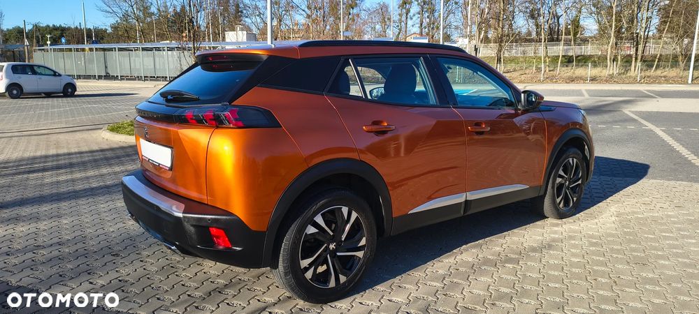 Peugeot 2008 1.2 Pure Tech GPF Allure S&S EAT6 - 4