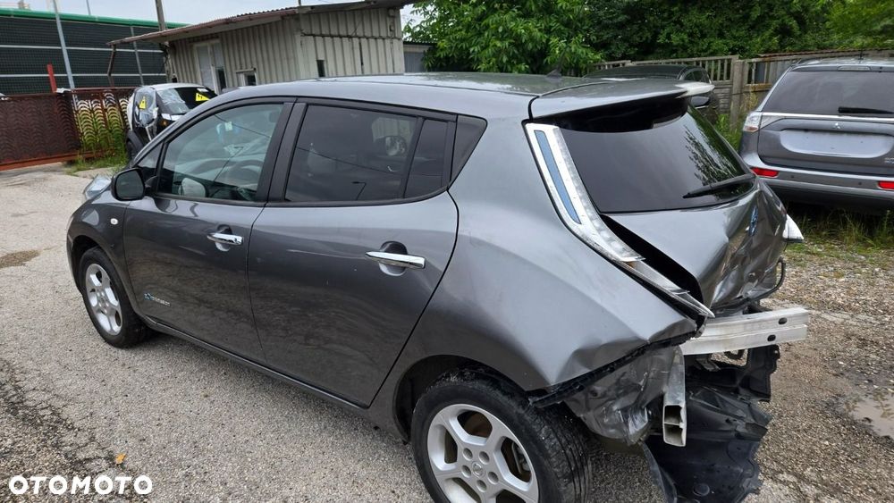 Nissan Leaf - 18