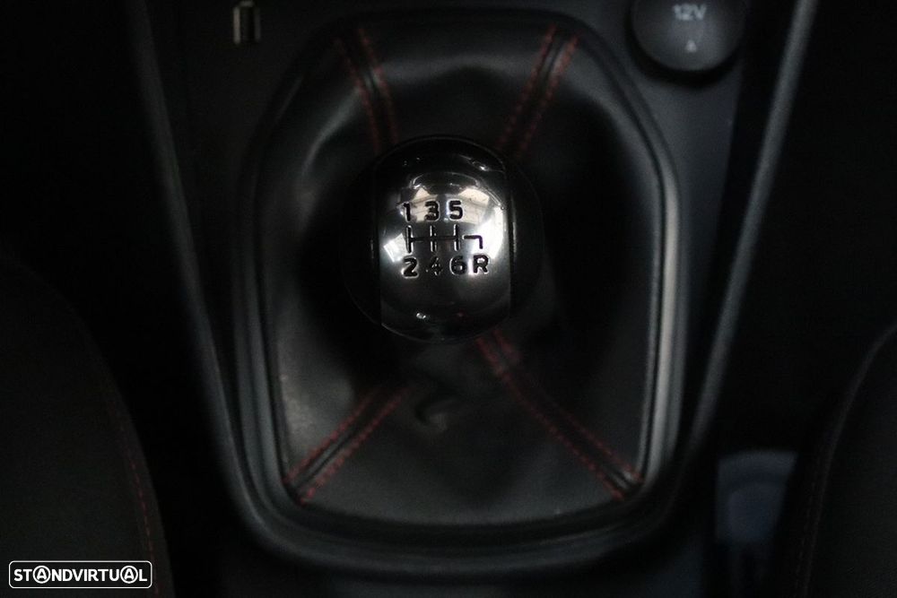 Ford Fiesta 1.0 EcoBoost ST-Line X - 14