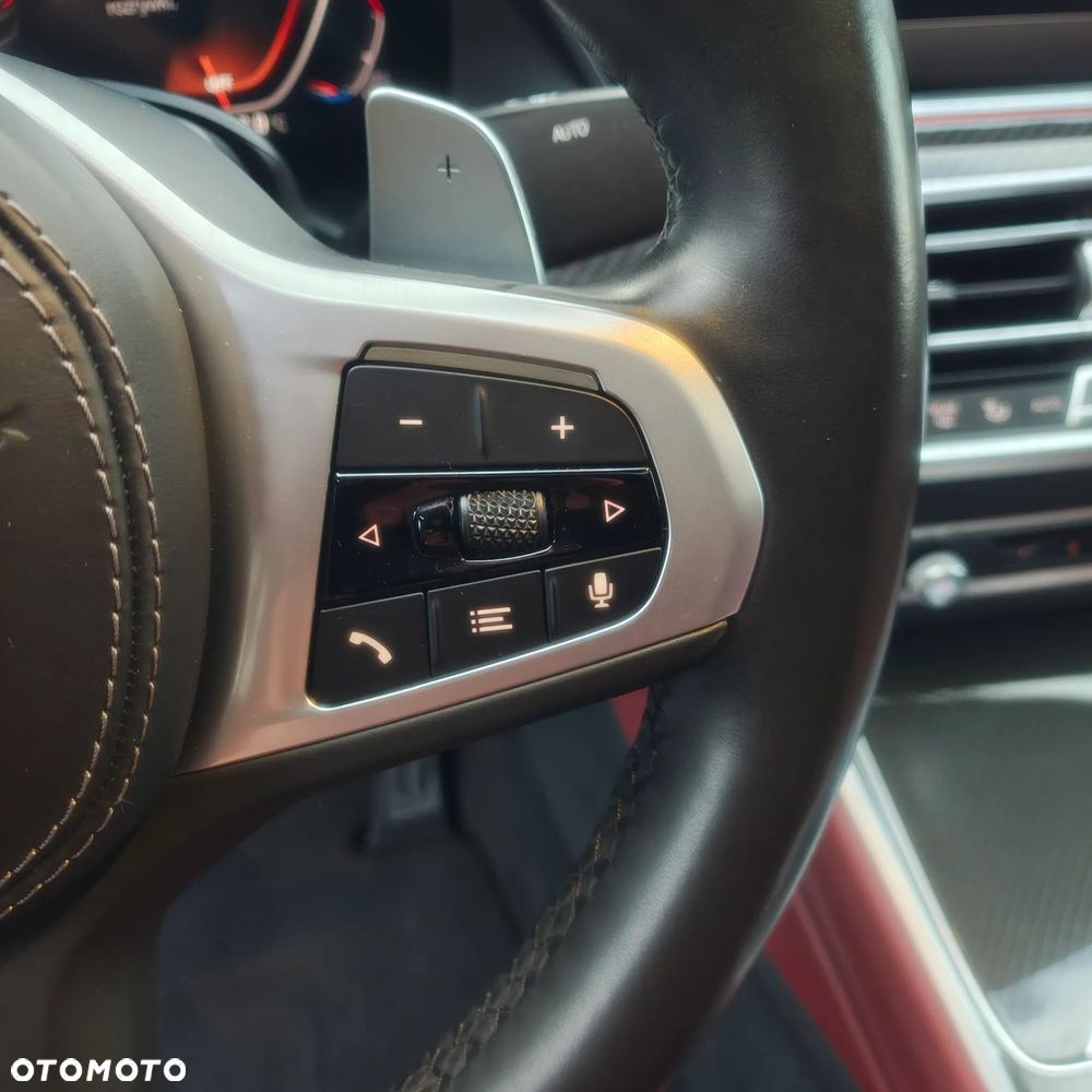 BMW X6 M50i - 26