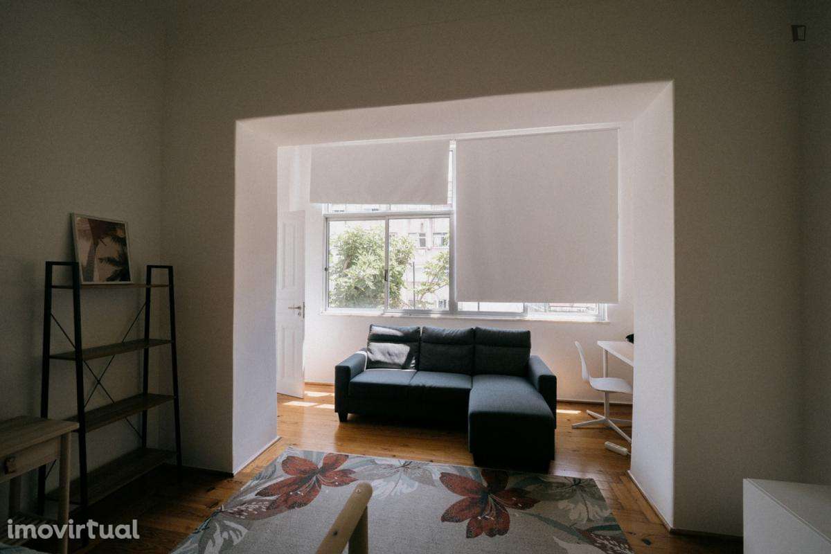 Quarto - localizado em Alcântara Lisbon - Grande imagem: 4/29