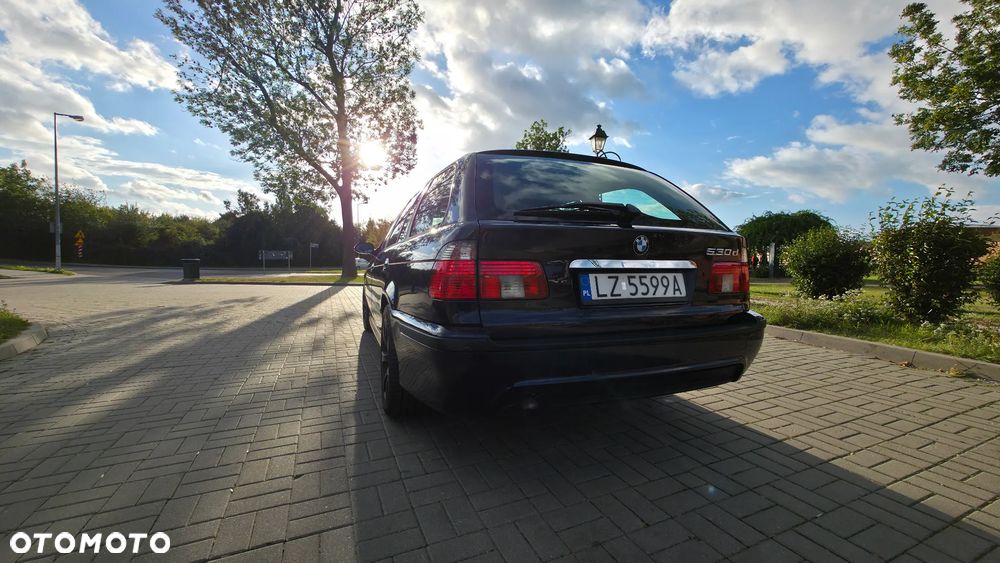 BMW Seria 5 - 25