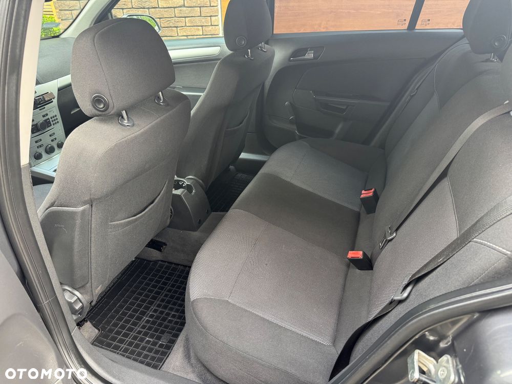 Opel Astra 1.4 Selection - 9