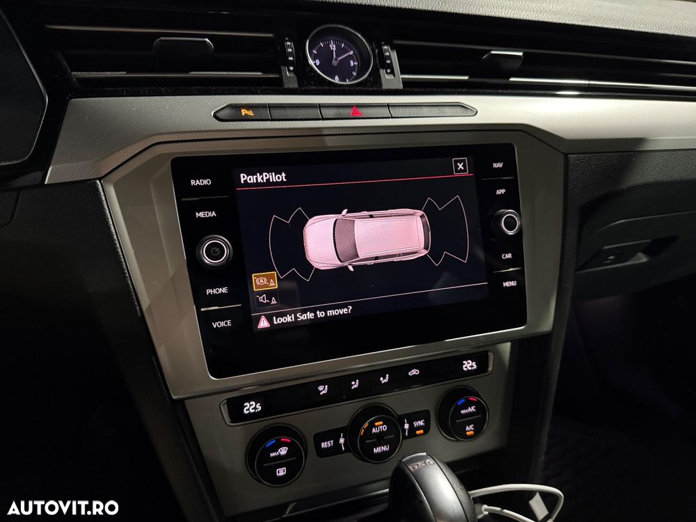 Volkswagen Passat 2.0 TDI DSG Highline - 8