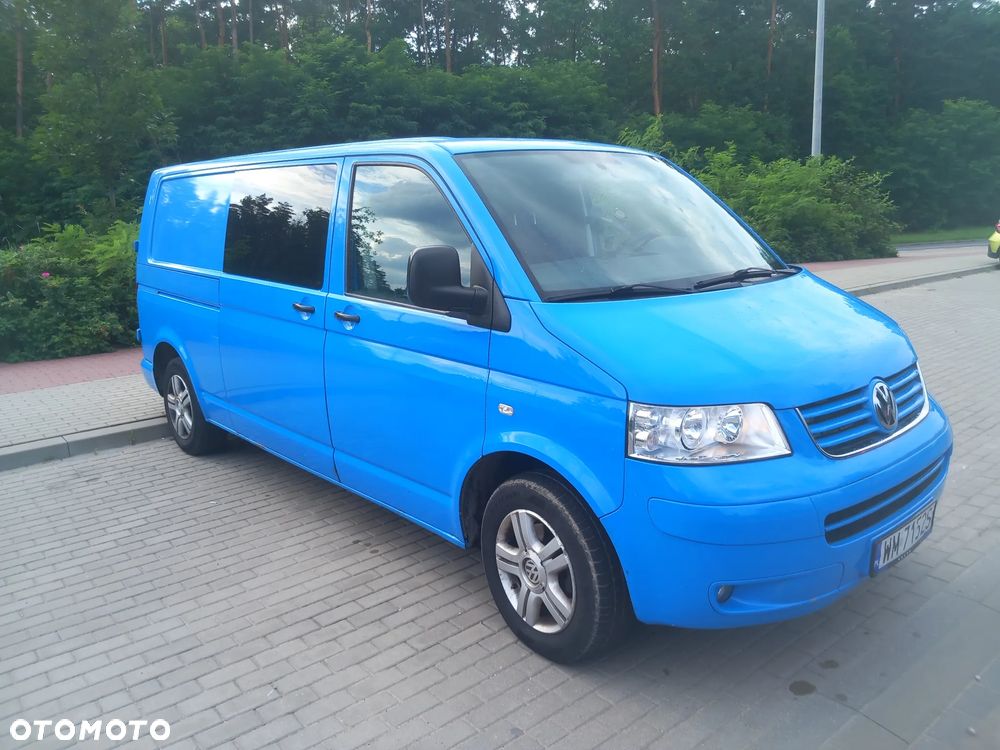 Volkswagen Transporter - 1