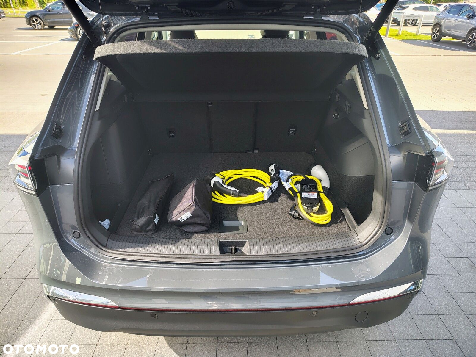 Volkswagen Tiguan - 9