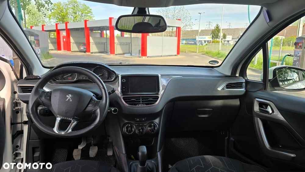 Peugeot 2008 1.2 Pure Tech Active - 15