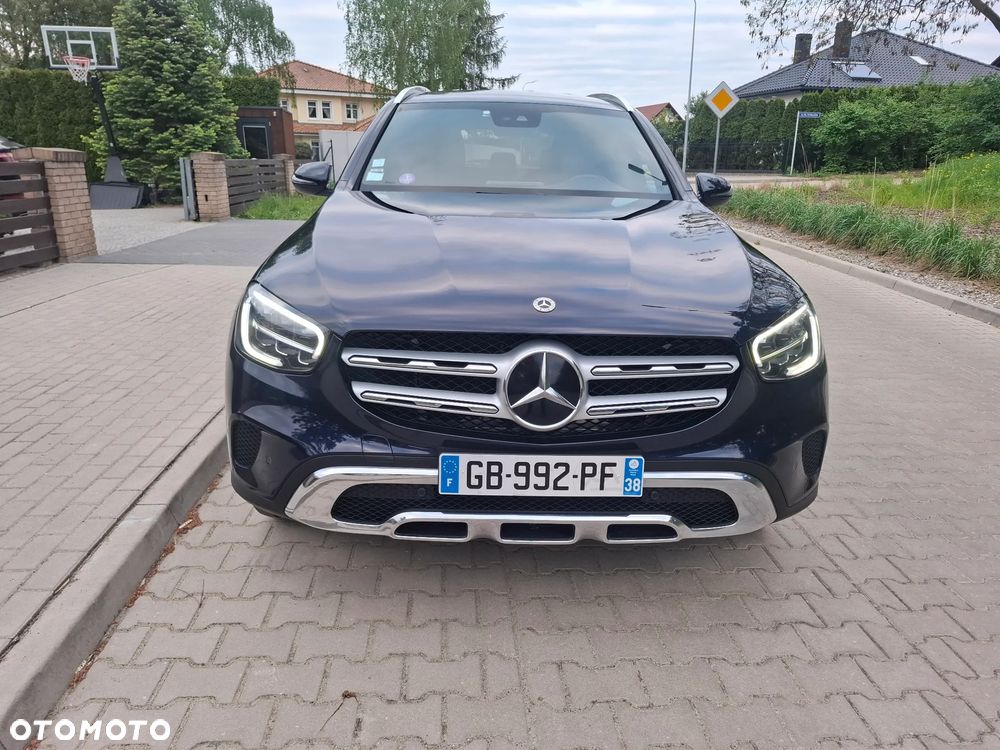 Mercedes-Benz GLC 300 e 4-Matic - 11