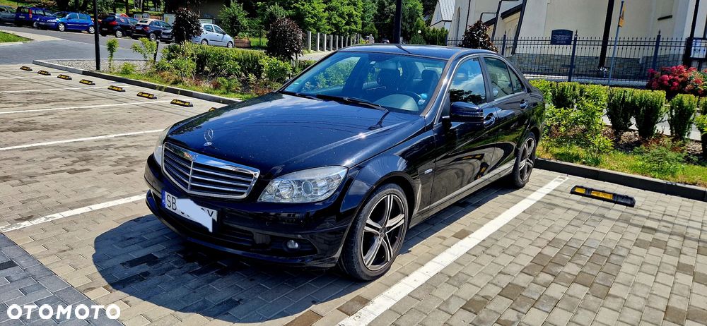 Mercedes-Benz Klasa C 180 CGI Automatik BlueEFFICIENCY - 1