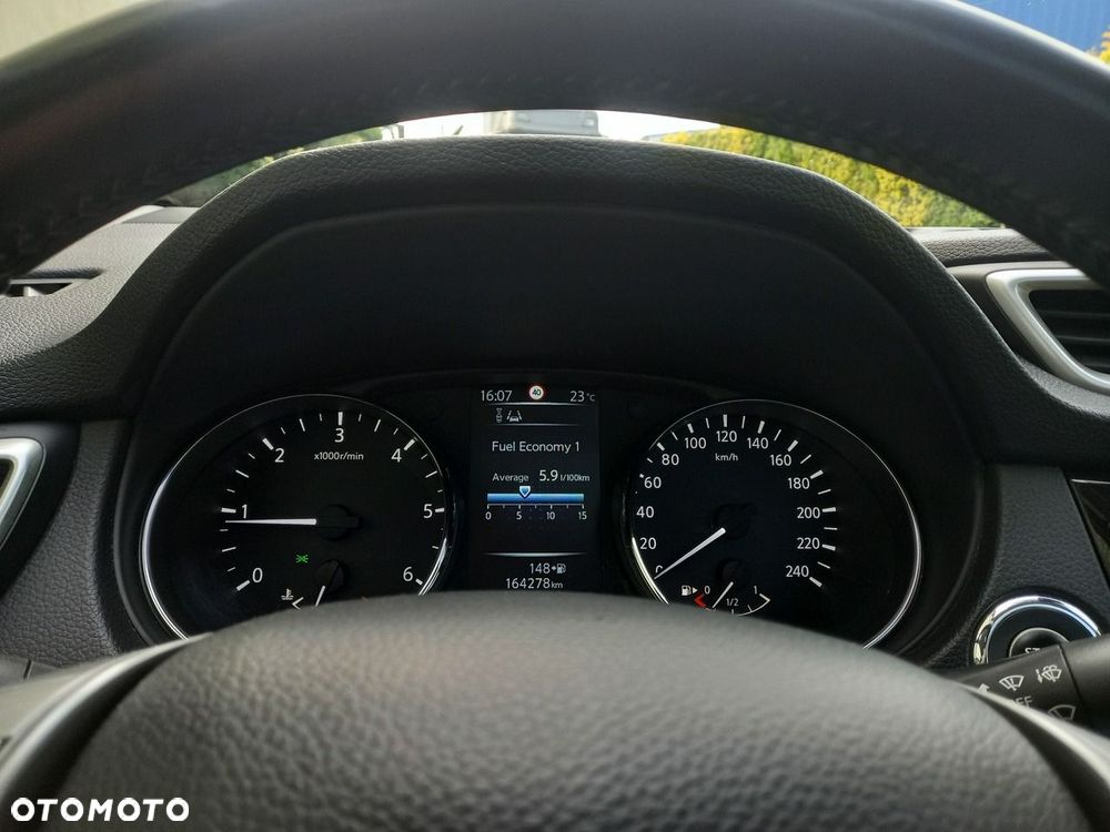 Nissan Qashqai 1.6 dCi DPF tekna - 30