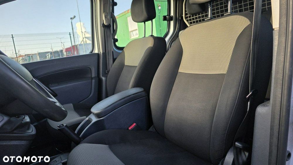 Renault Kangoo - 16