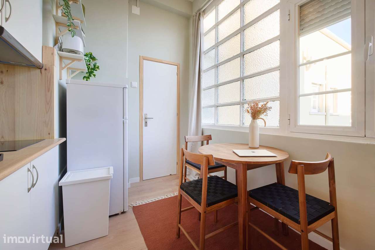 Cosy Studio for Rent in Av. António Augusto Aguiar, Lisbon - Grande imagem: 3/14