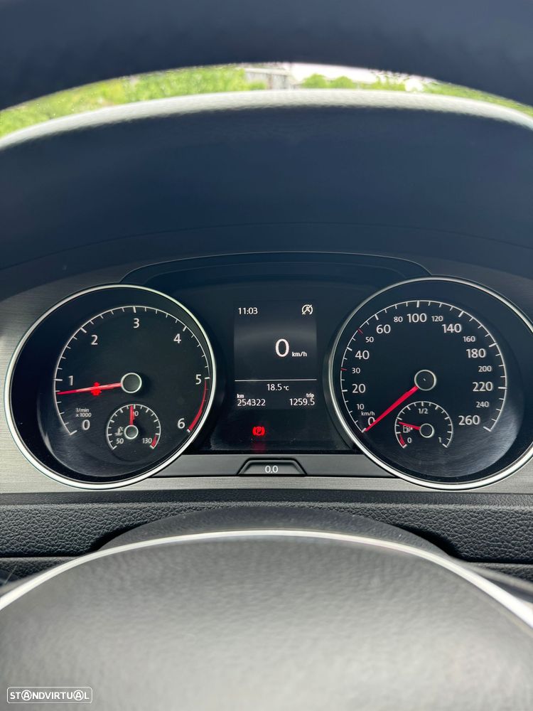 VW Golf 1.6 TDi Highline - 2