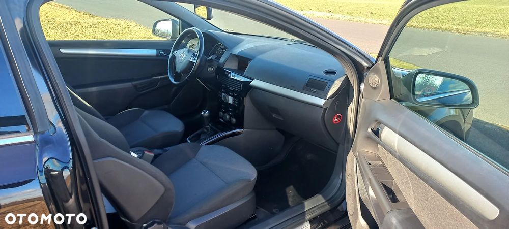 Opel Astra 1.6 Edition 111 Jahre - 6