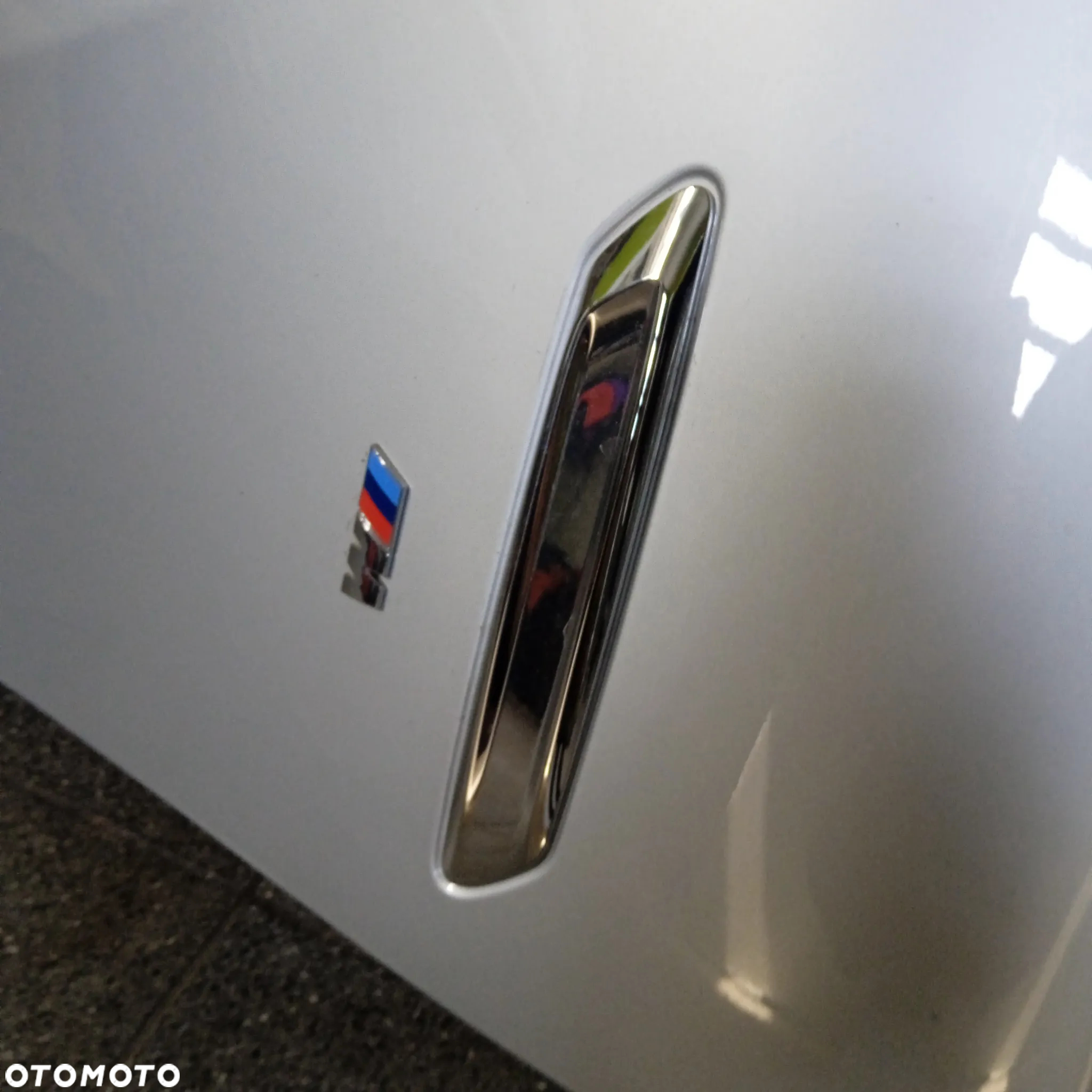 Błotnik lewy BMW F10 F11 M-pakiet titan silver metalic - 3