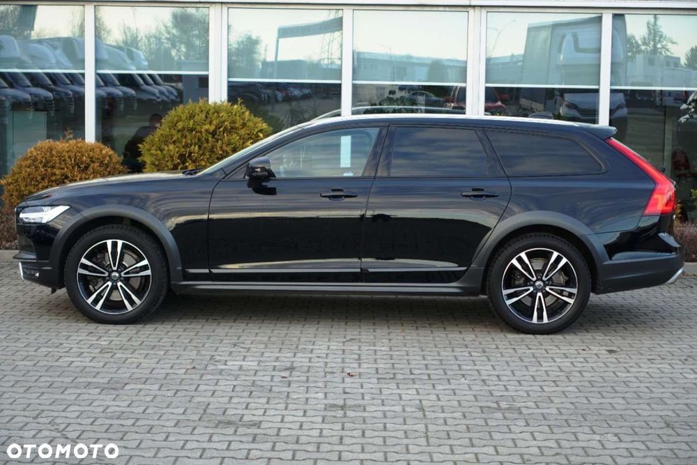Volvo V90 Cross Country T5 AWD Pro - 3