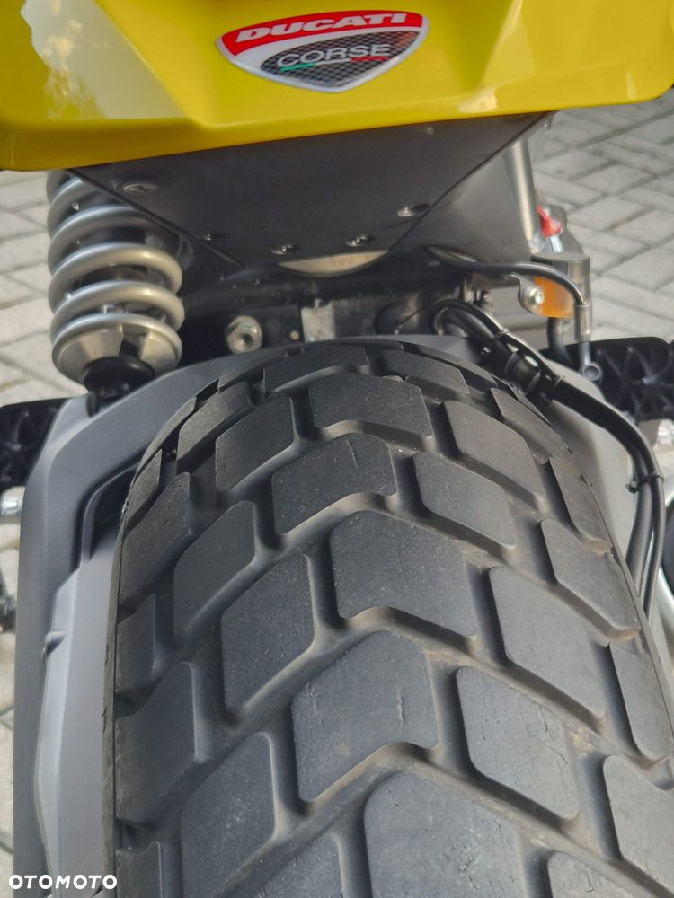 Ducati Scrambler - 13