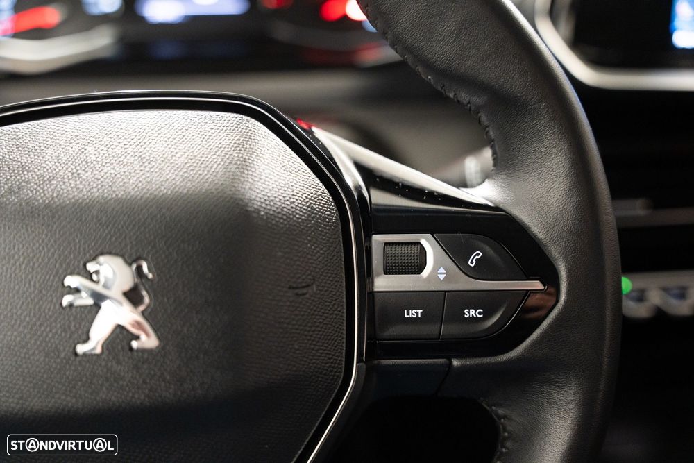 Peugeot 2008 1.2 PureTech Active - 11