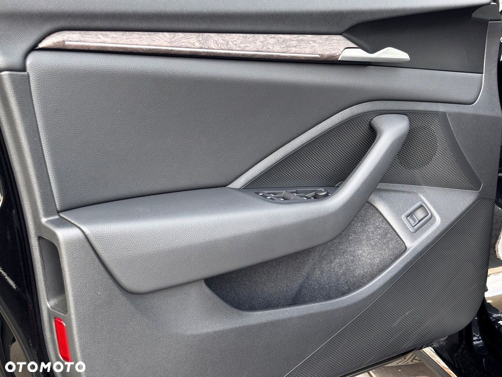 Skoda Superb 2.0 TDI SCR L&K DSG - 16