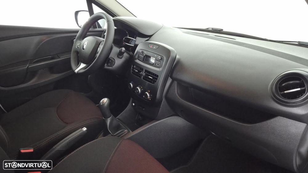 Renault Clio - 6