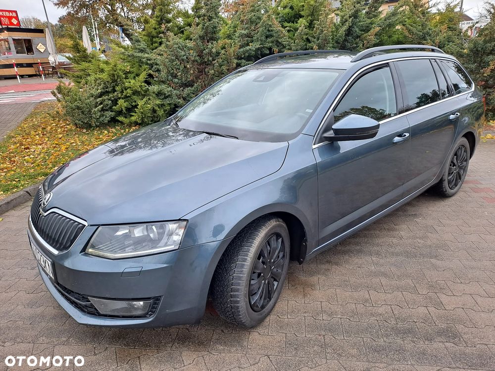 Skoda Octavia 2.0 TDI Edition DSG - 4