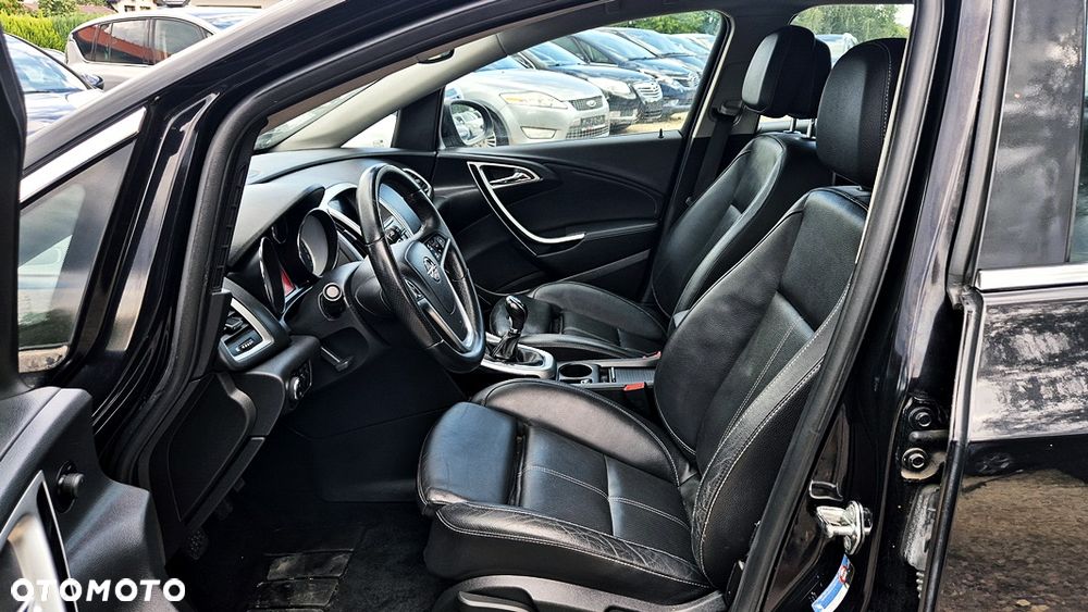 Opel Astra 1.4 T Cosmo - 33