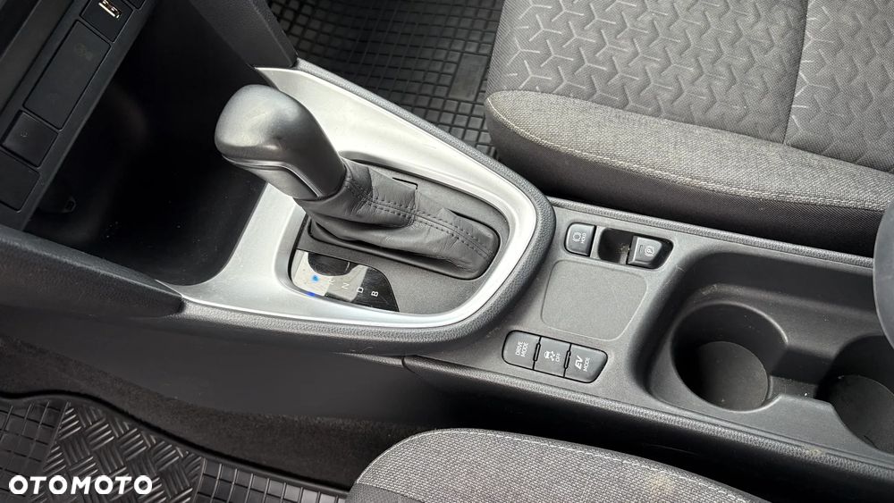 Toyota Yaris Cross Hybrid 1.5 Comfort - 29