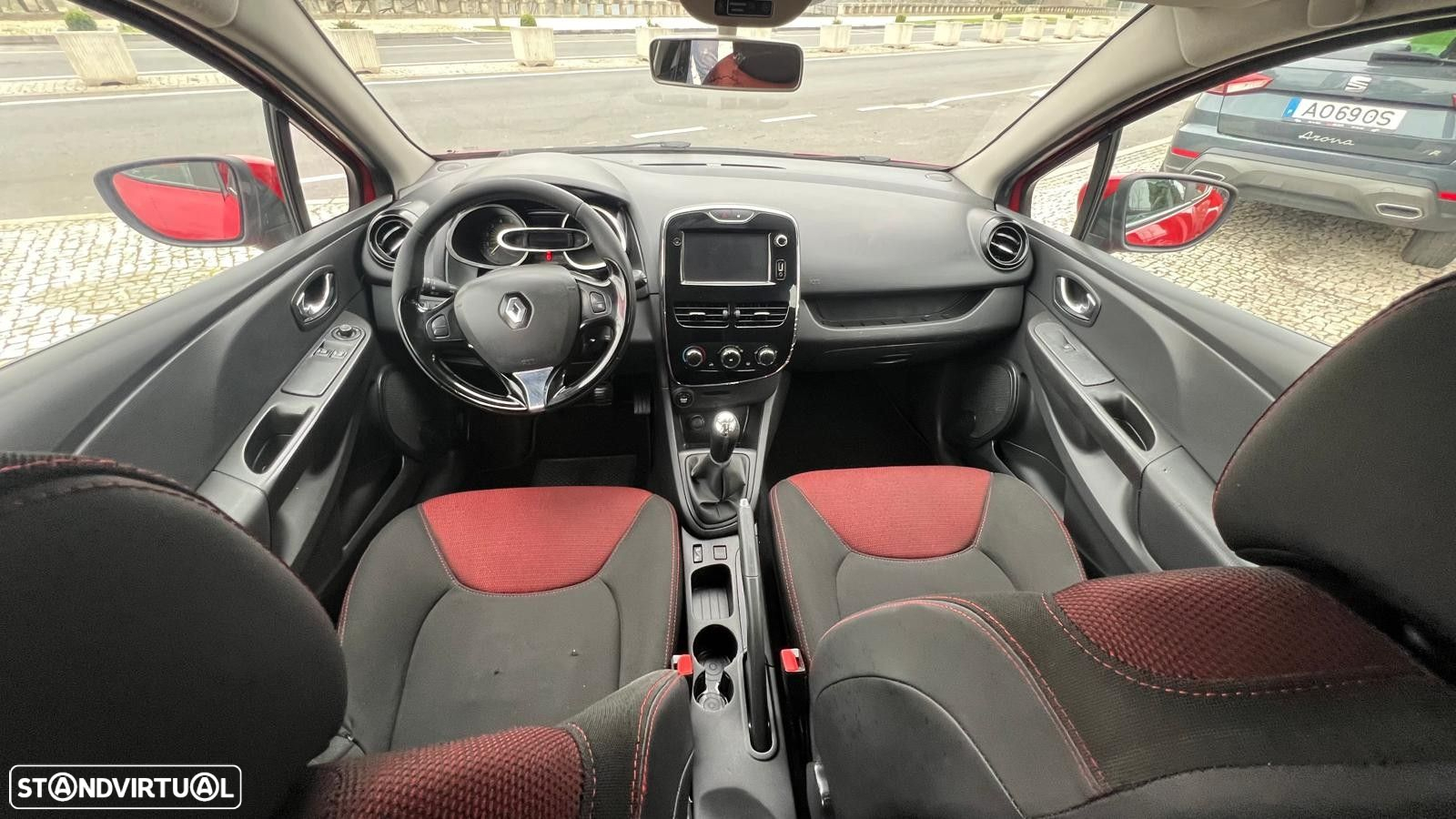 Renault Clio 1.5 dCi Confort - 9