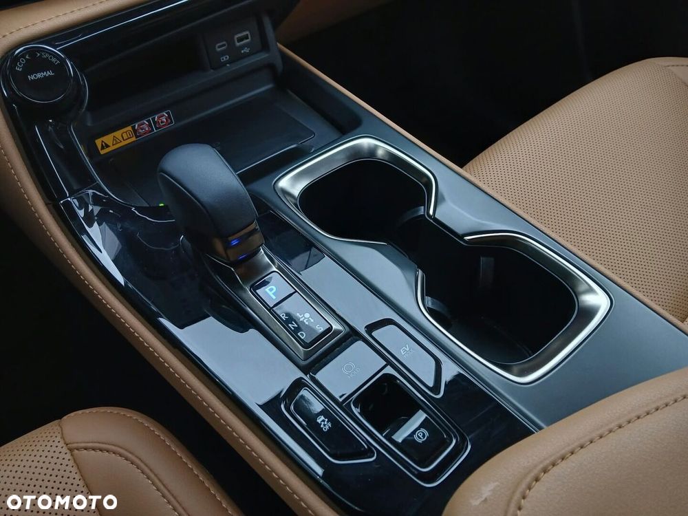 Lexus NX 350h Prestige 2WD - 24