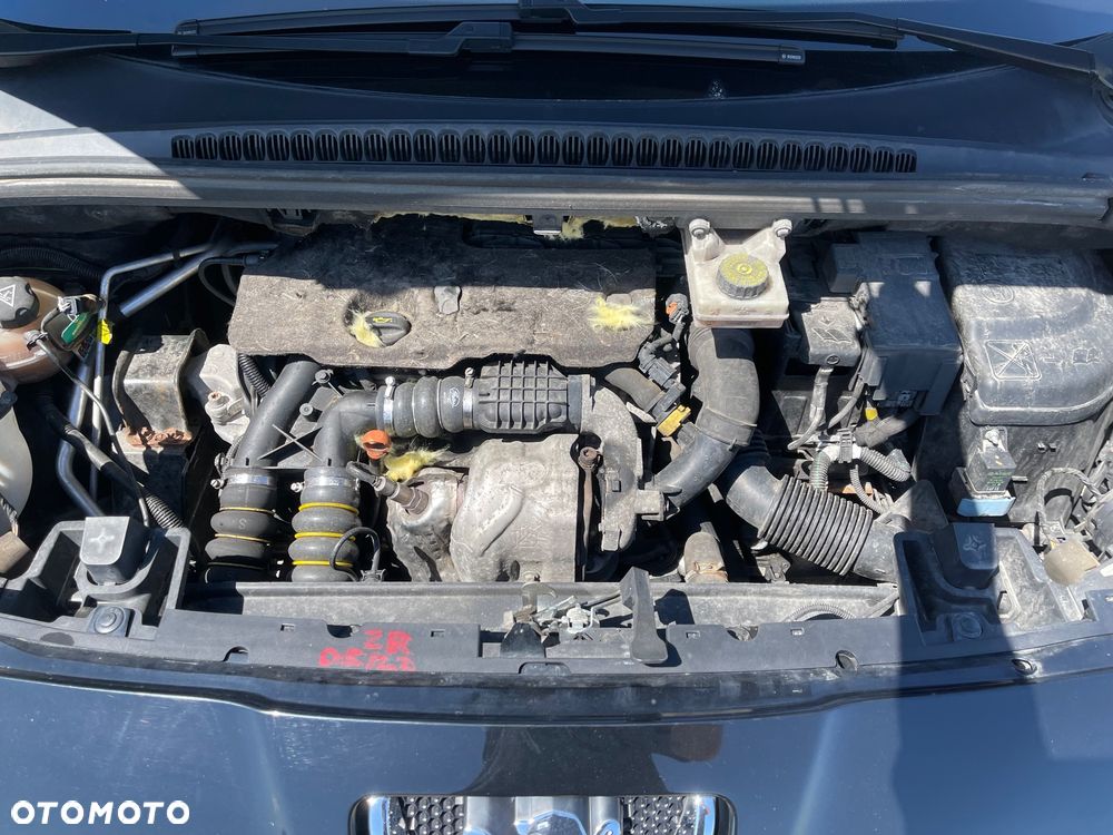 Peugeot 5008 HDI FAP 115 Style - 16