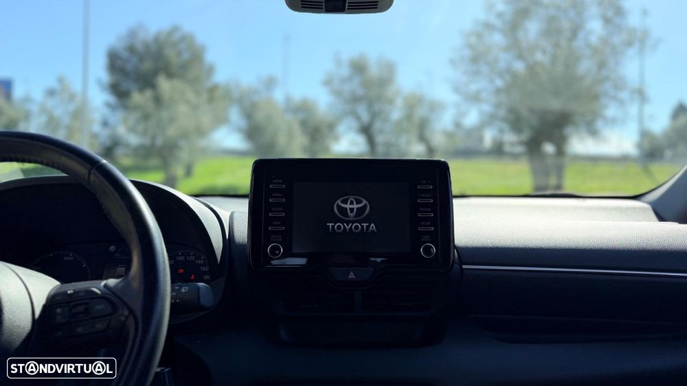 Toyota Yaris 1.5 HDF Comfort Plus - 14