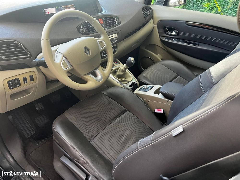 Renault Scénic 1.5 dCi Dynamique S - 8