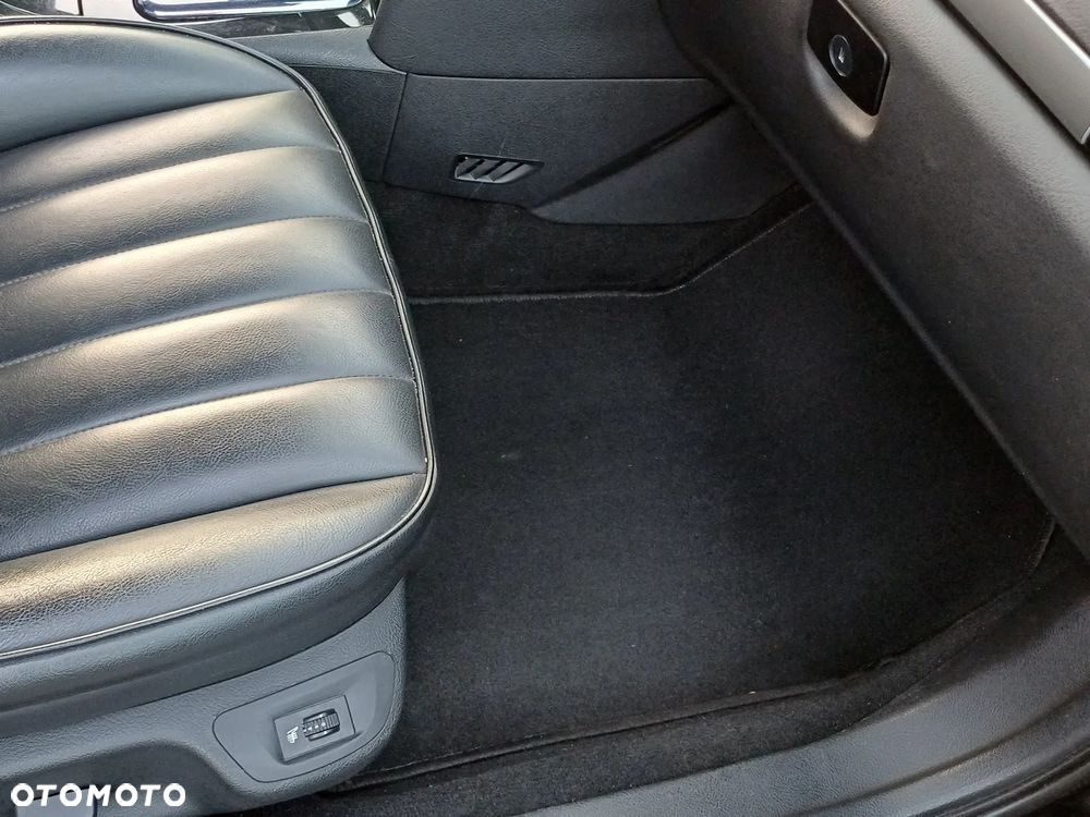 Peugeot 407 2.0 HDI Platinum - 13