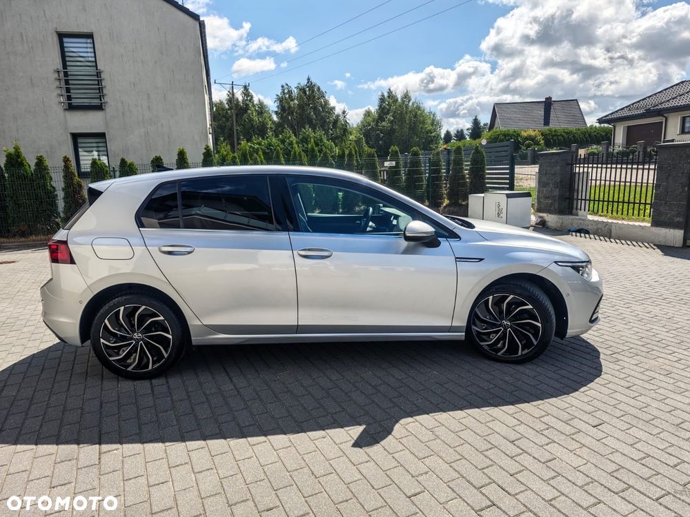 Volkswagen Golf 1.5 TSI Life - 11