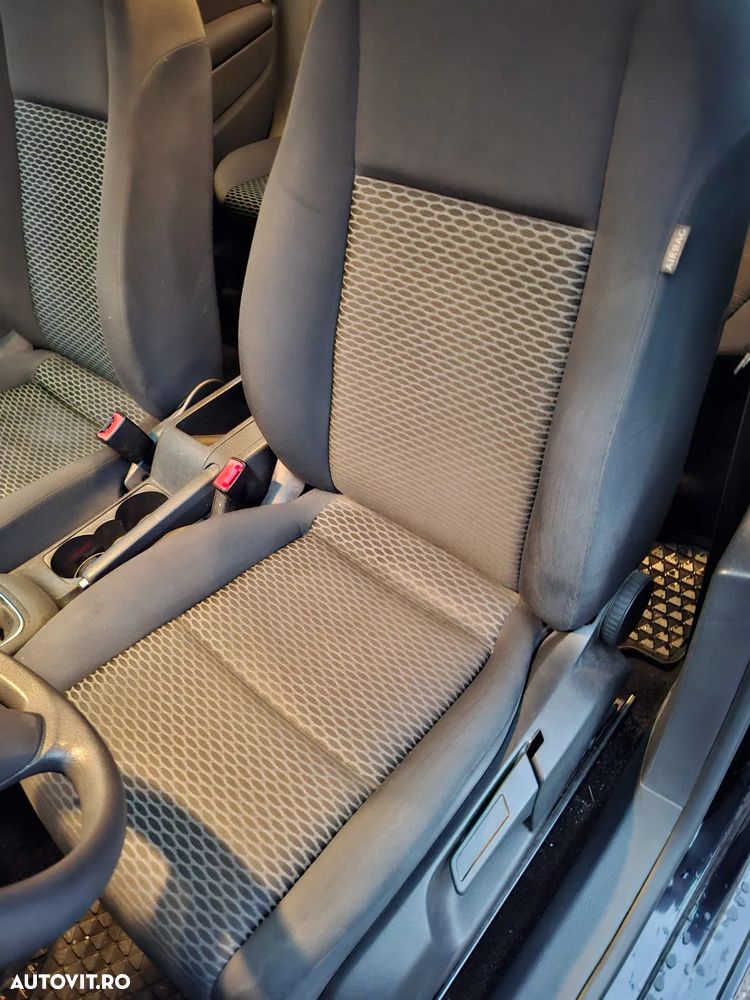 Volkswagen Golf 1.4 Comfortline - 11