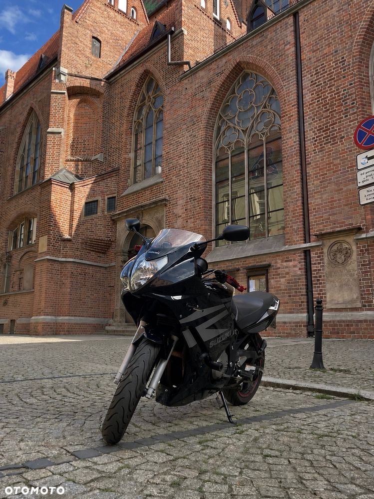 Suzuki GS - 3