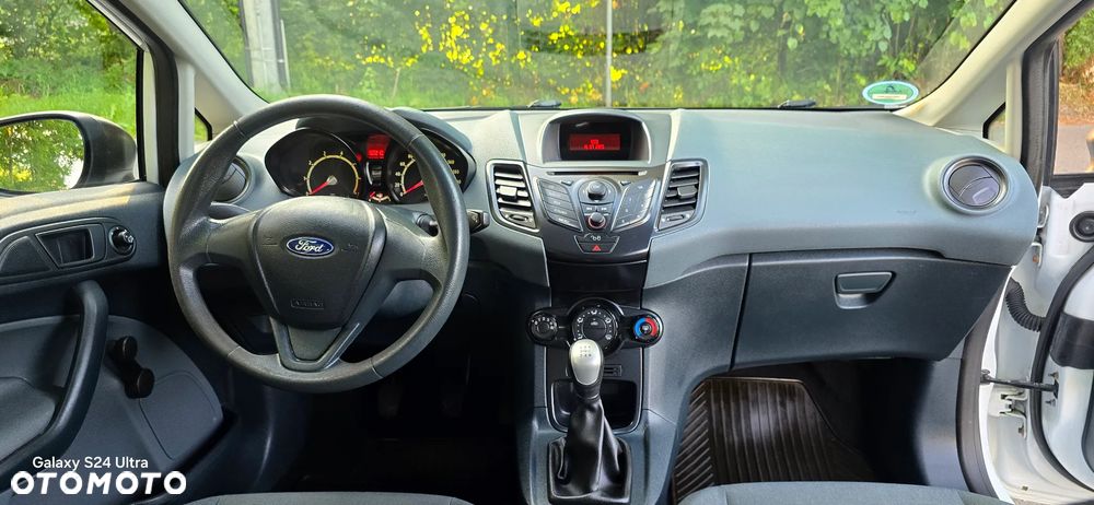 Ford Fiesta 1.25 Ambiente - 8